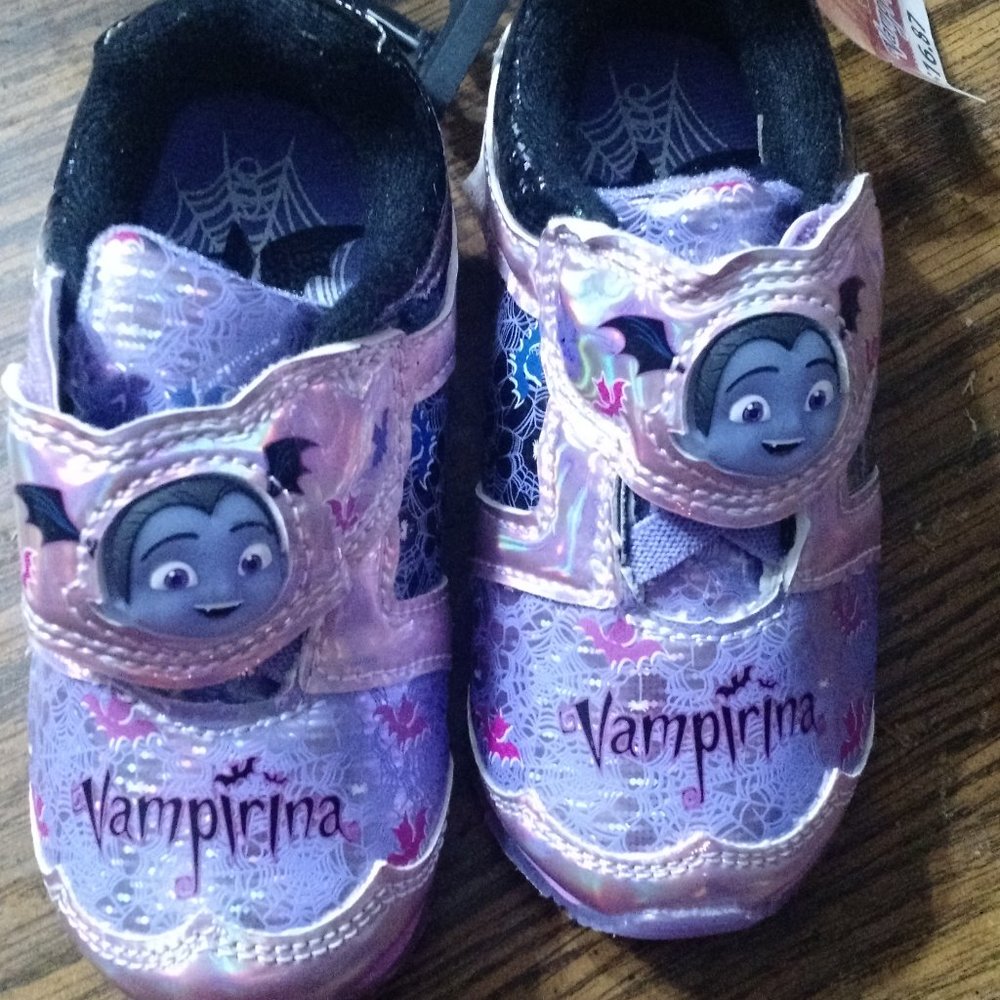Girls Vampirina Shoes